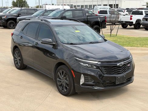 Certified 2024 Chevrolet Equinox RS FWD image 12