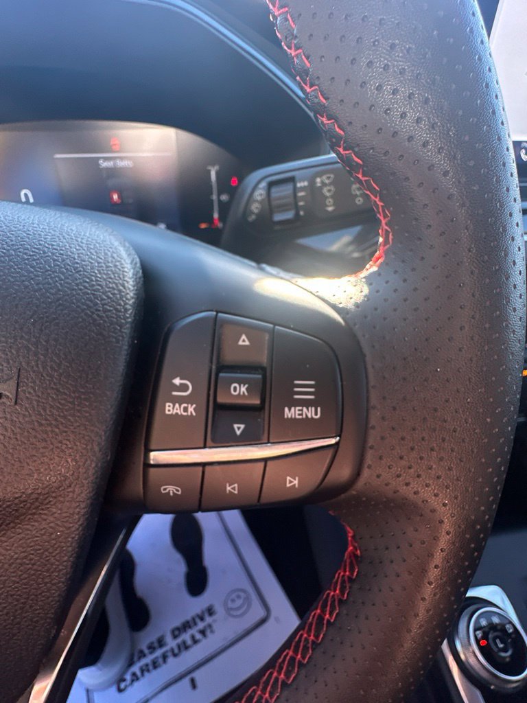 Used 2025 Ford Escape ST-Line AWD/4WD image 24