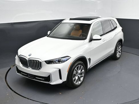 New 2026 BMW X5 xDrive40i w/ Climate Comfort Package AWD/4WD image 30