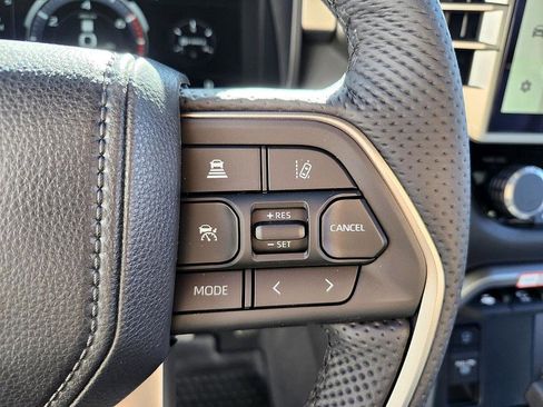 New 2025 Toyota Tundra Limited image 27