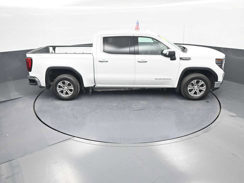 Used 2024 GMC Sierra 1500 SLT AWD/4WD image 35