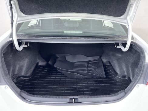 Used 2015 Toyota Corolla S FWD image 20