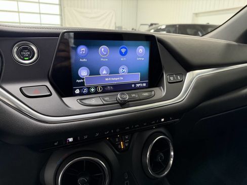 Used 2019 Chevrolet Blazer LT image 12