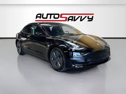 Used 2023 Tesla Model 3 Standard Range RWD image 1
