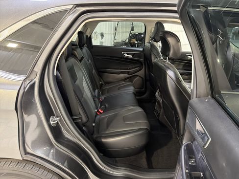 Used 2018 Ford Edge Titanium w/ Equipment Group 301A image 13