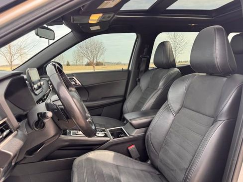 Used 2022 Mitsubishi Outlander SEL Black Edition image 6