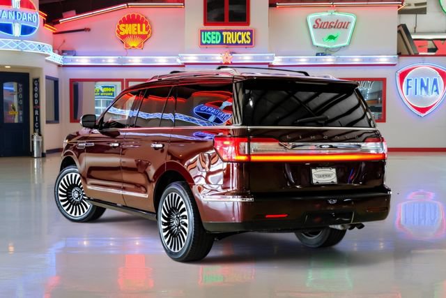 Used 2018 Lincoln Navigator Black Label w/ Cargo Package AWD/4WD image 4