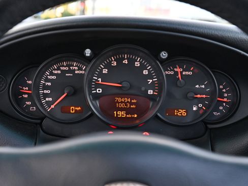 Used 2002 Porsche 911 GT3 RS image 37