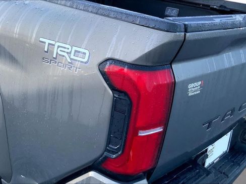 Used 2024 Toyota Tacoma TRD Sport RWD image 27