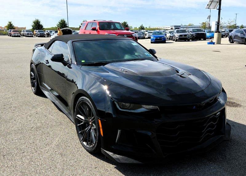 Used 2018 Chevrolet Camaro ZL1 w/ LPO, ZL1 Protection Package RWD image 6