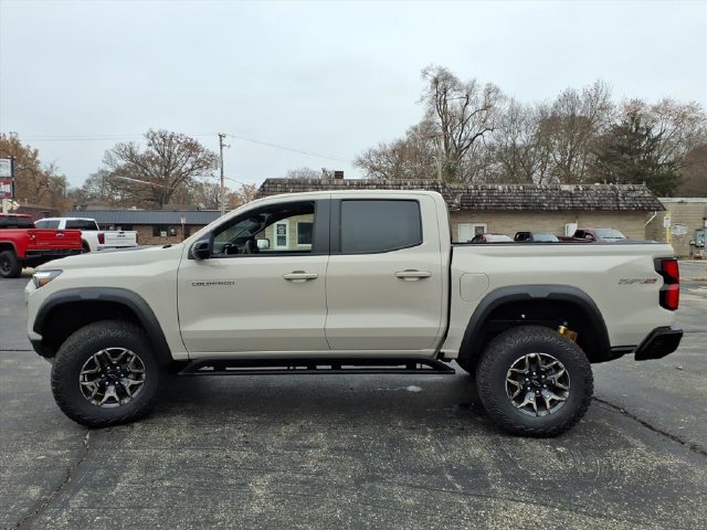 New 2026 Chevrolet Colorado ZR2 w/ Technology Package AWD/4WD image 12