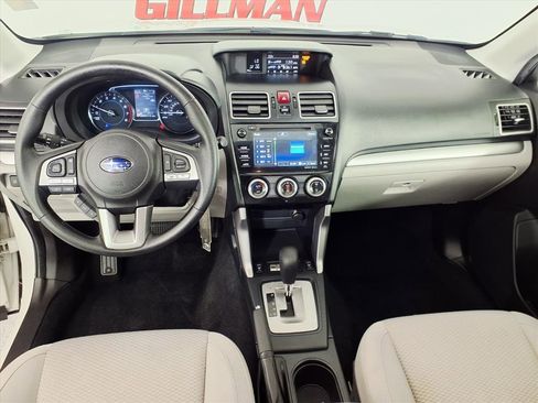 Used 2018 Subaru Forester 2.5i Premium image 11