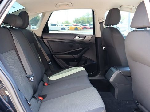 Used 2021 Volkswagen Jetta SE FWD image 27