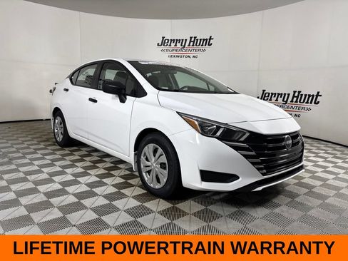 Used 2024 Nissan Versa S w/ Trunk Package FWD image 4