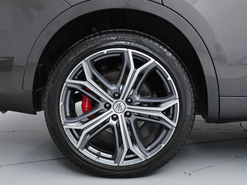 Certified 2023 Maserati Levante Modena AWD/4WD image 19