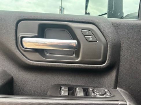 New 2026 Chevrolet Silverado 2500 Custom w/ Custom Value Package AWD/4WD image 20