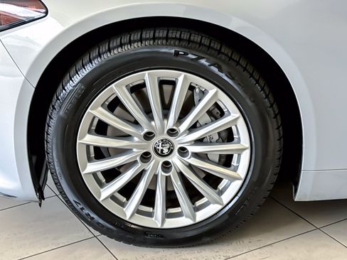 Used 2024 Alfa Romeo Giulia Sprint AWD/4WD image 26