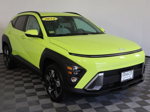 Used 2024 Hyundai Kona SEL AWD/4WD image 1