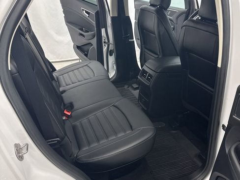 Certified 2019 Ford Edge SEL w/ Equipment Group 201A image 31