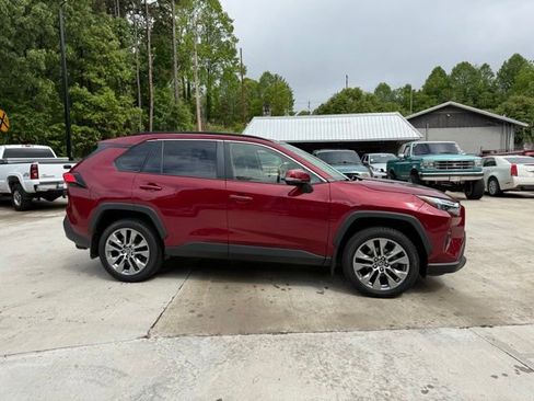 Used 2023 Toyota RAV4 XLE Premium AWD/4WD image 3