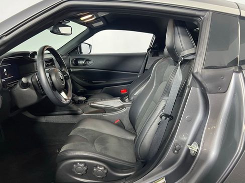 Used 2025 Nissan Z Performance w/ Floor Mat Package image 22