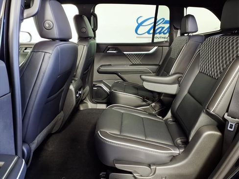 New 2026 GMC Acadia Denali w/ Super Cruise Package AWD/4WD image 8