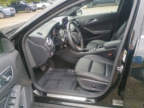 Used 2020 Mercedes-Benz GLA 250 4MATIC image 24