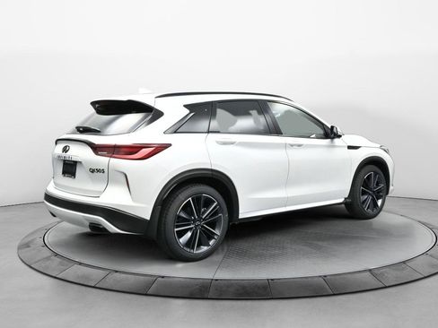 New 2025 INFINITI QX50 Sport image 7