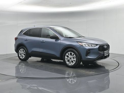 Used 2023 Ford Escape Active FWD image 25