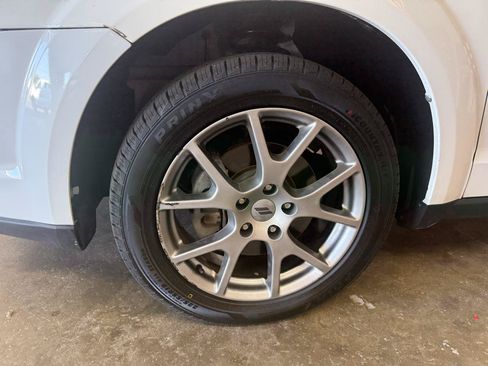 Used 2019 Dodge Journey GT AWD/4WD image 9