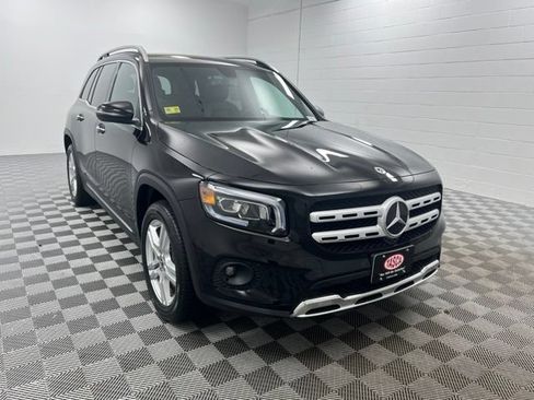 Used 2023 Mercedes-Benz GLB 250 4MATIC image 1