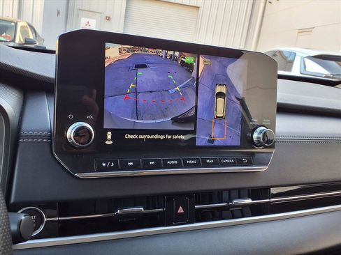 Used 2024 Mitsubishi Outlander SE image 23