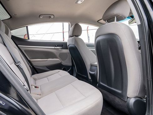 Used 2020 Hyundai Elantra SEL FWD image 22