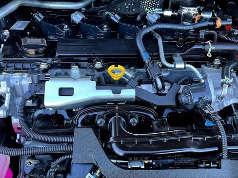 Used 2023 Toyota Prius XLE image 31