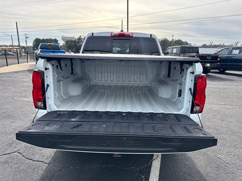 Used 2023 Chevrolet Colorado Z71 w/ Z71 Convenience Package 2 image 19