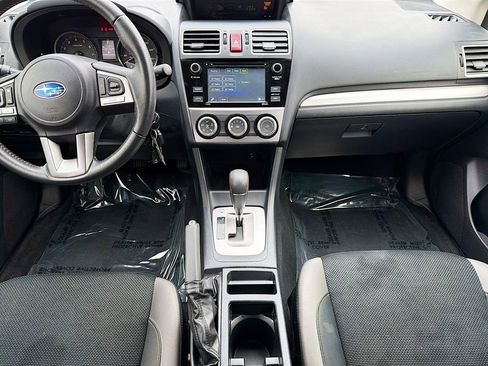 Used 2017 Subaru Crosstrek 2.0i Premium image 18