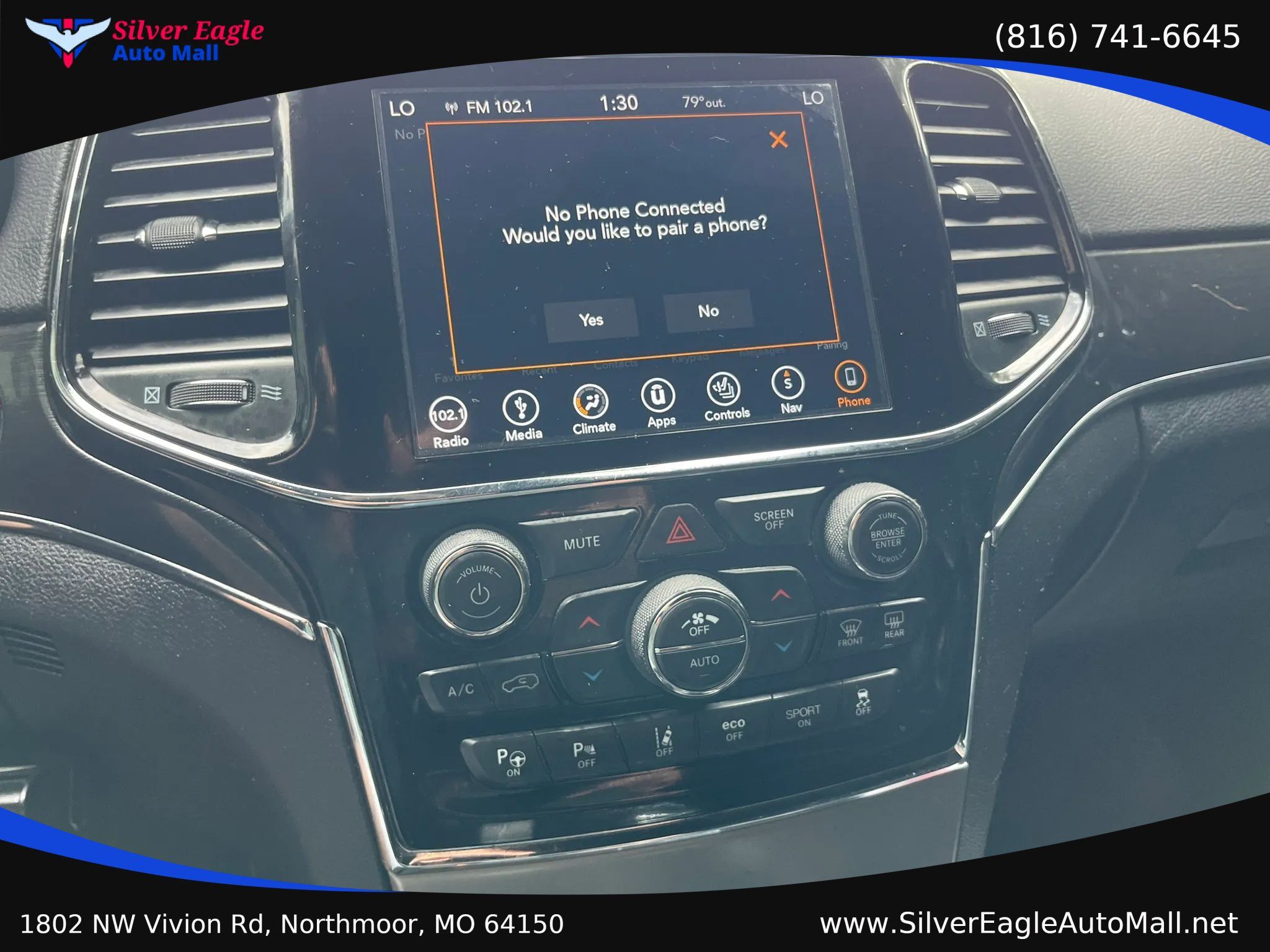 Used 2019 Jeep Grand Cherokee Trailhawk w/ Trailhawk Luxury Group AWD/4WD image 10