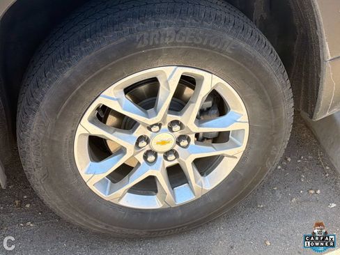 Used 2023 Chevrolet Traverse LS w/ Safety Package FWD image 26