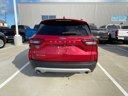 Used 2023 Ford Escape Active FWD image 5
