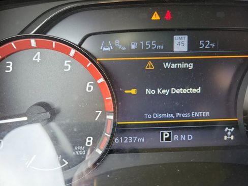 Used 2022 Nissan Frontier PRO-4X w/ Technology Package image 24