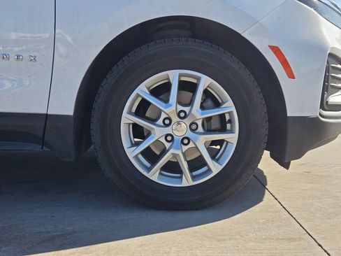 Used 2022 Chevrolet Equinox LS w/ LS Convenience Package FWD image 10