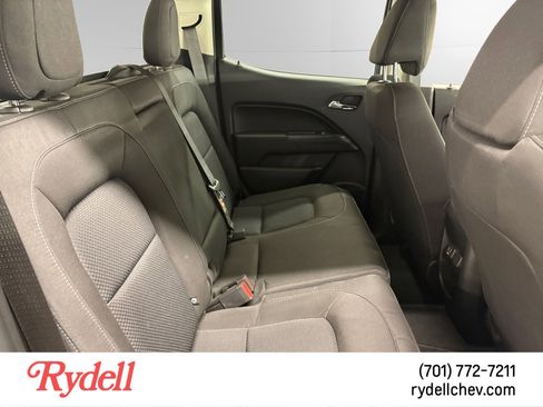 Used 2022 Chevrolet Colorado LT w/ LT Convenience Package AWD/4WD image 17