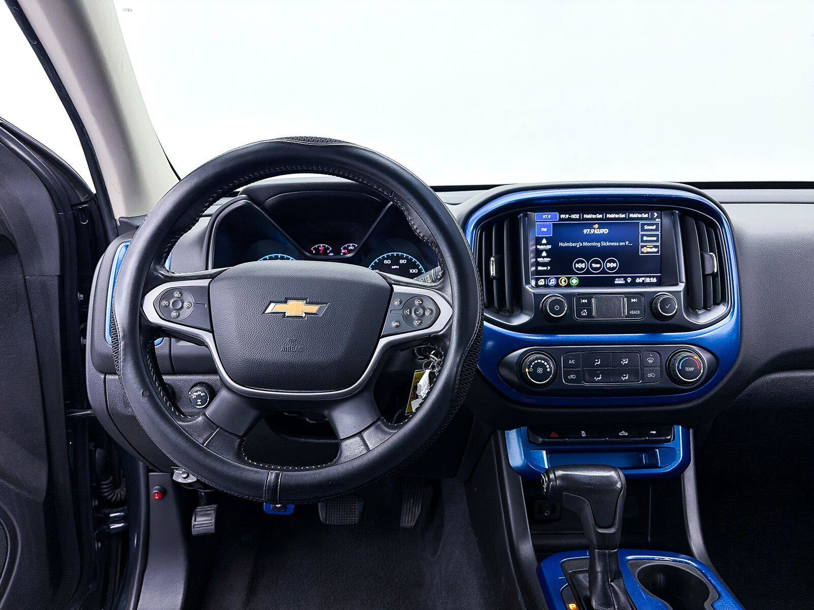 Used 2020 Chevrolet Colorado LT AWD/4WD image 5