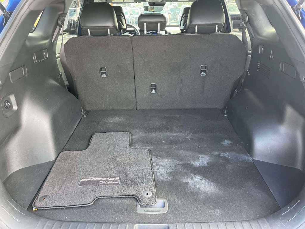 Used 2025 Kia Sportage X-Line AWD/4WD image 7