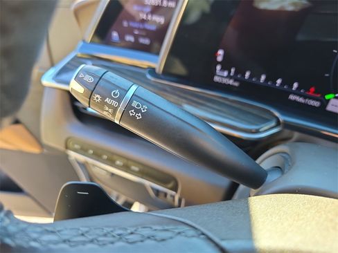 Used 2022 Cadillac Escalade Premium Luxury w/ LPO, Radiant Package image 24