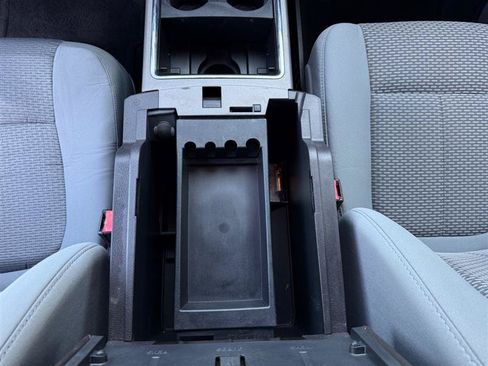 Used 2011 Ford F250 XLT w/ XLT Premium Pkg AWD/4WD image 48