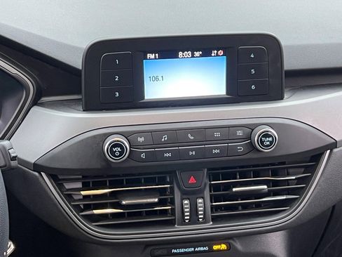 Used 2020 Ford Escape S image 18