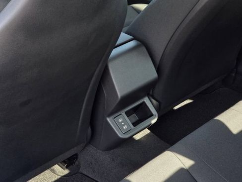 New 2026 Kia K4 FWD image 25