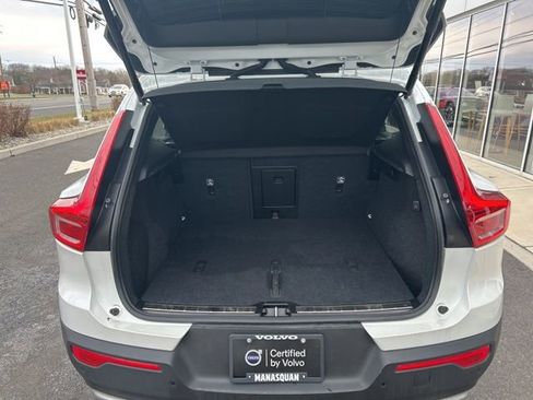 Certified 2025 Volvo XC40 B5 Plus image 11