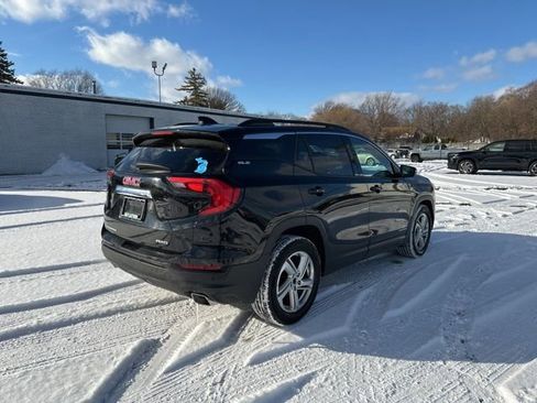 Used 2019 GMC Terrain SLE w/ Driver Convenience Package image 5
